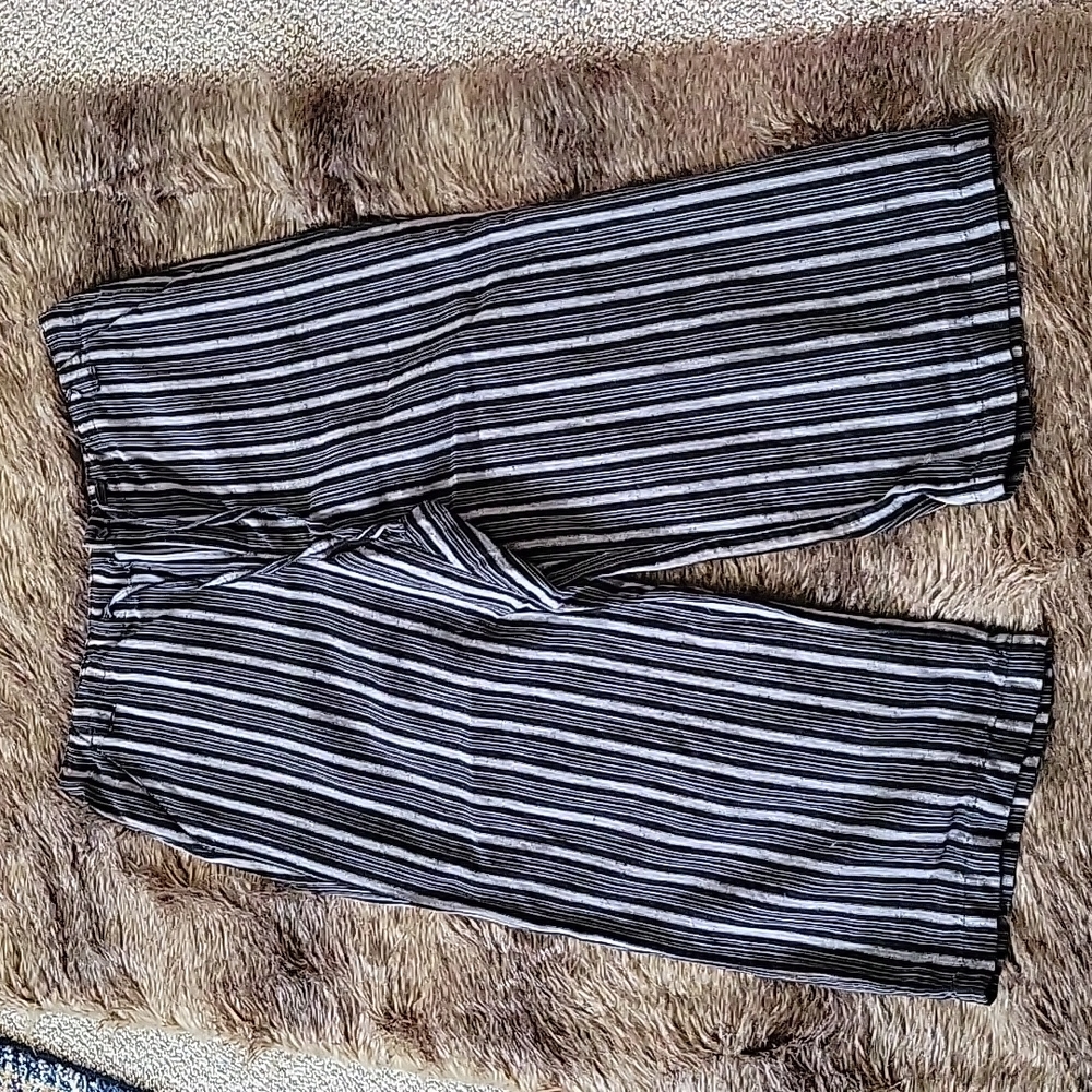 Croft & barrow striped women's capris size 12